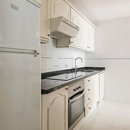 Daire 3 Bedroom Penthouse In Calahonda MIJAS COSTA
